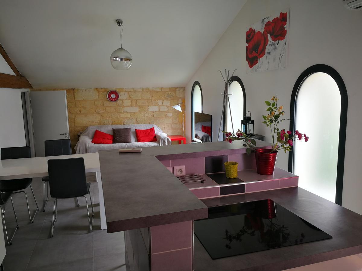 Appartement De Charme Bordeaux Chatrons Exterior photo